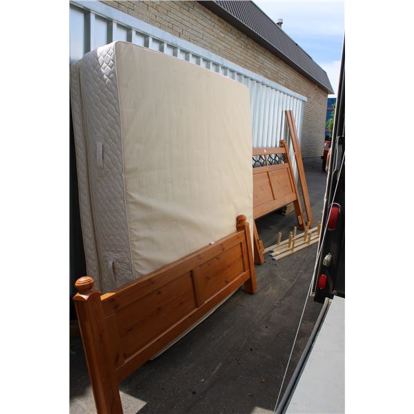 King Size Mattress with Bed Frame Wood Head Board Foot Board