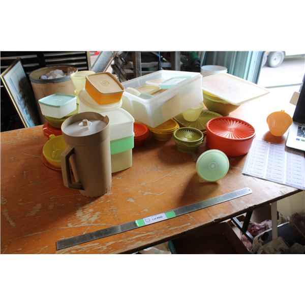 Huge Tupperware Lot