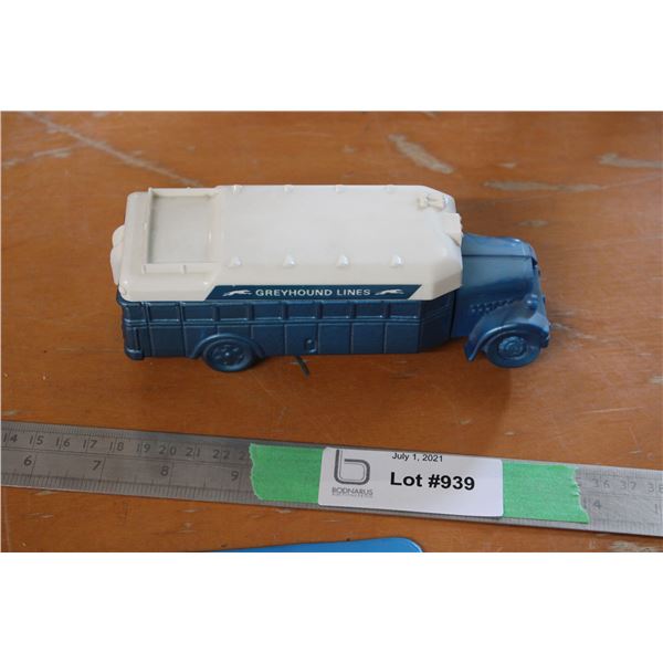 Avon Greyhound Lines Bus