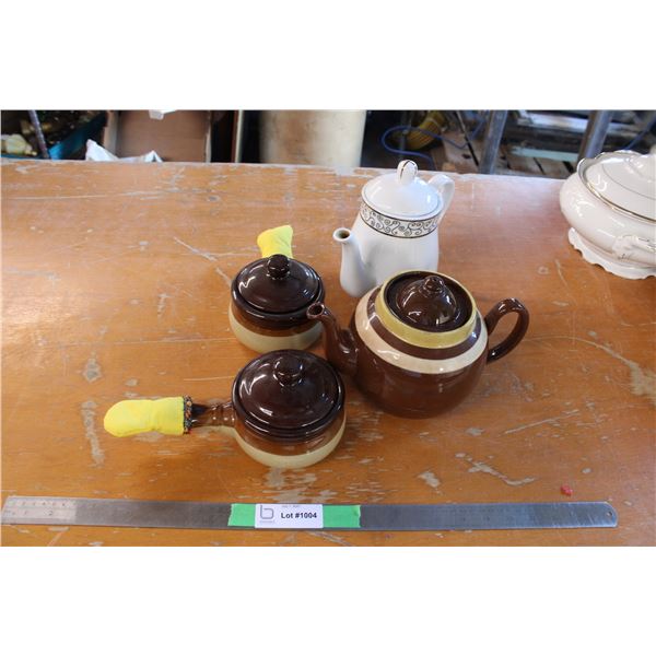 Kettle and Other Brown Glassware