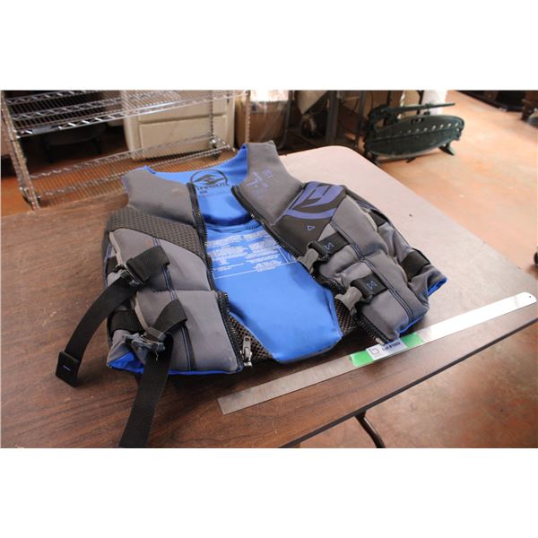 Men's Large Life Jacket Hyperlite