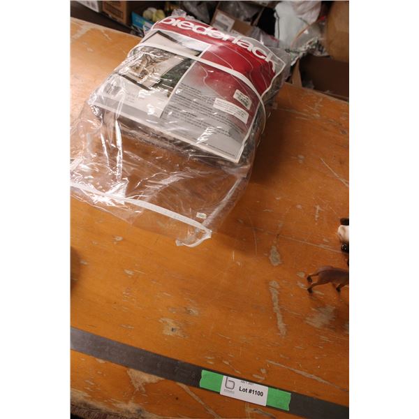 NOS 60" x 50" Stalking Tiger Blanket