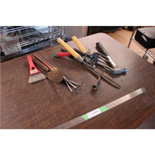 Tool Lot Hammers Garden Tools