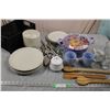 Image 2 : Lot of Kitchenware, Cutlery and Misc