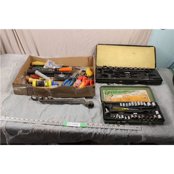 1/4" 1/2" 3/4" Sockets Plus Hand Tools