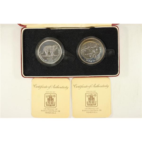 1975 VENEZUELA 2 COIN BRILLIANT UNC SET CONTAINS: