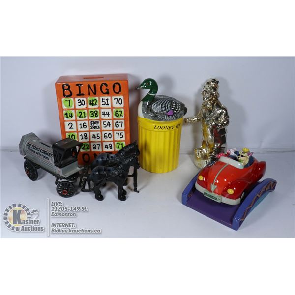 A LOT OF 5 PIGGY BANKS LOONEY