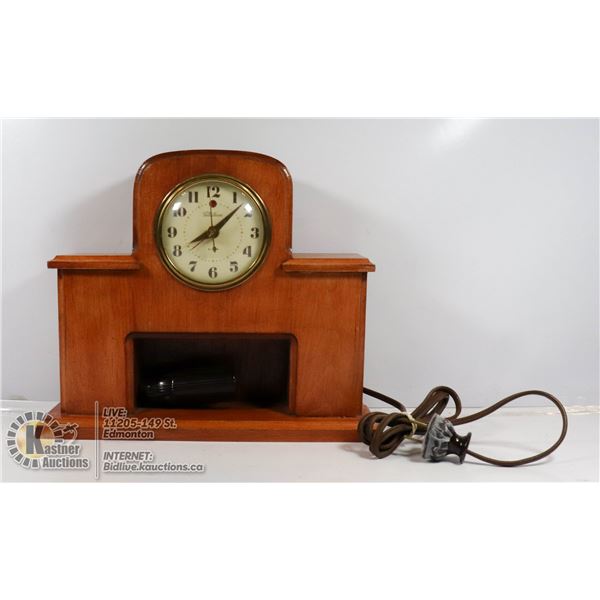 ART DECO CLOCK- LIGHT AND CLOCK BOTH WORK