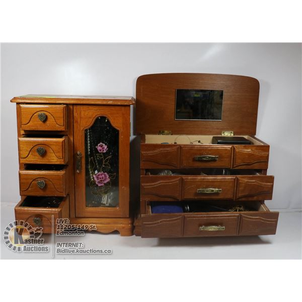 JEWELLERY BOX WITH CONTENTS INCLUDING SILVER