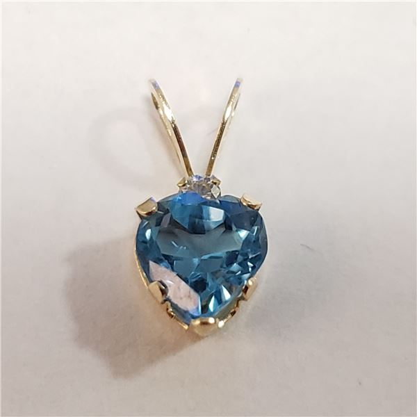 74 - JP738 14K  BLUE TOPAZ DIAMOND PENDANT