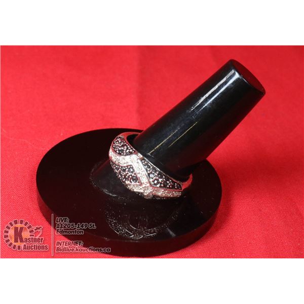 STARFISH RING UNIQUE SILVER AND BLACK STONE