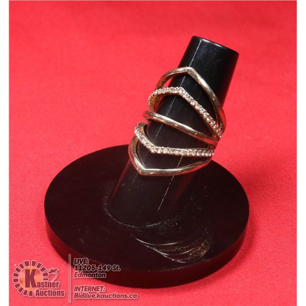 LARGE UNIQUE GOLD V RING