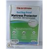 Image 1 : GUARDMAX BEDBUG PROOF MATTRESS PROTECTOR. QUEEN SIZE