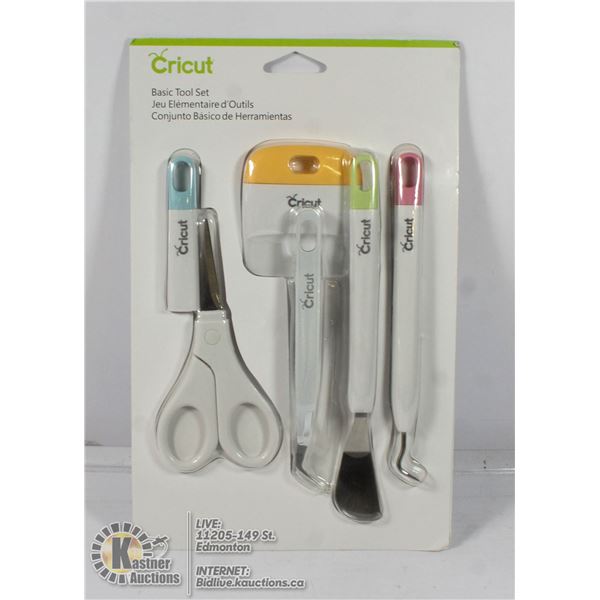 CRICUT BASIC TOOL SET