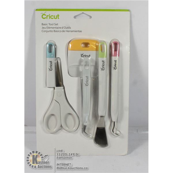 CRICUT BASIC TOOL SET