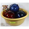 Image 1 : LOT OF BLOWN GLASS- LARGE GARDEN BALLS ETC
