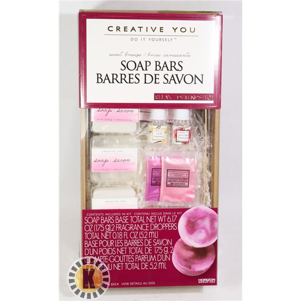NEW MAKE YOUR OWN SOAP BAR SET