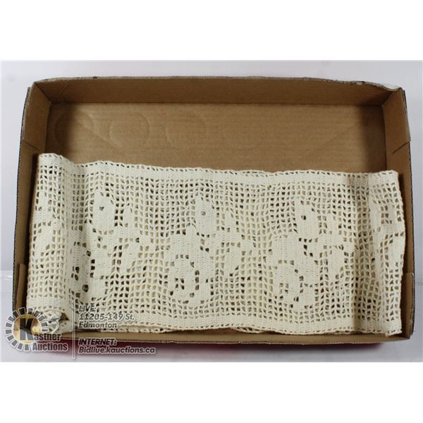 ANTIQUE CROCHET TABLE RUNNER 42X7"