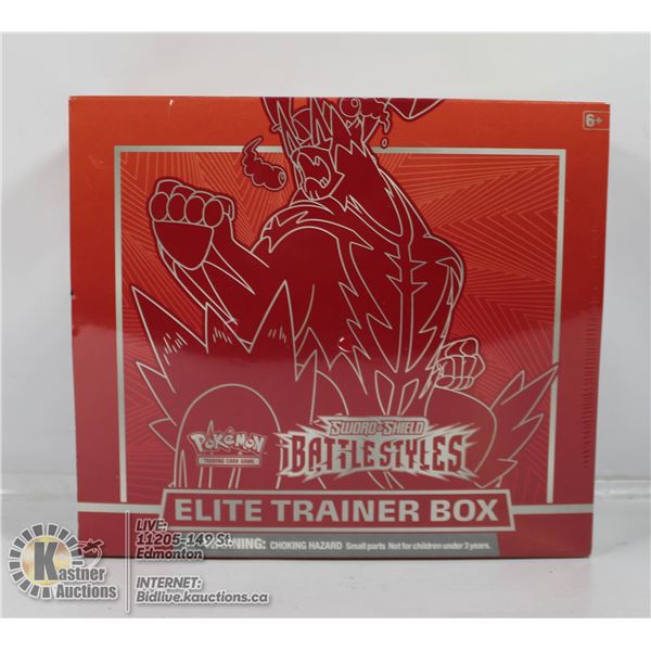 BATTLE STYLES ELITE TRAINER BOX WITH x8 BOOSTERS E