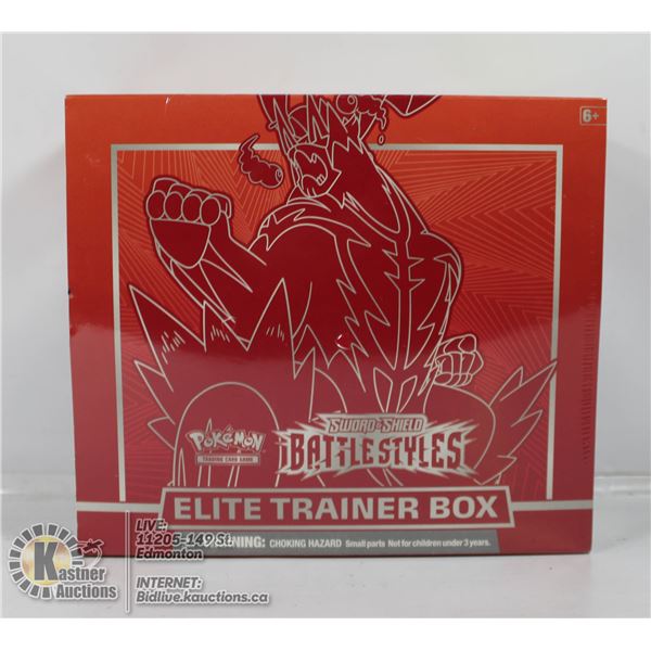 BATTLE STYLES ELITE TRAINER BOX WITH x8 BOOSTERS E