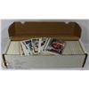 Image 1 : 800 COUNT BOX OF HOCKEY CARDS