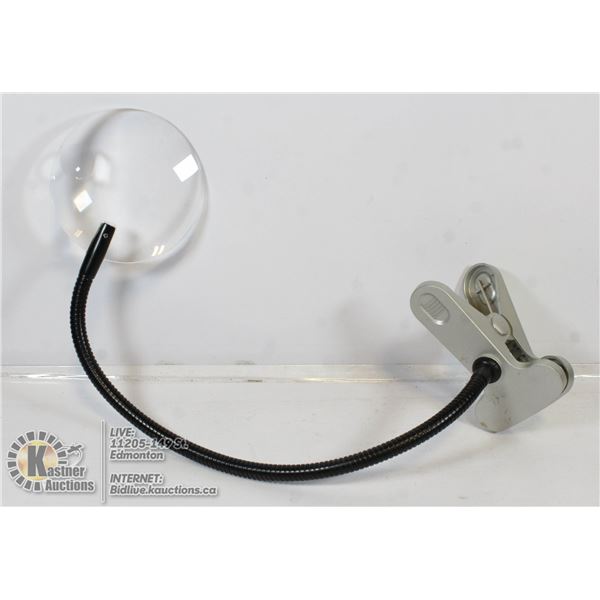 LARGE MAGNIFYING GLASS WITH TABLE CLAMP