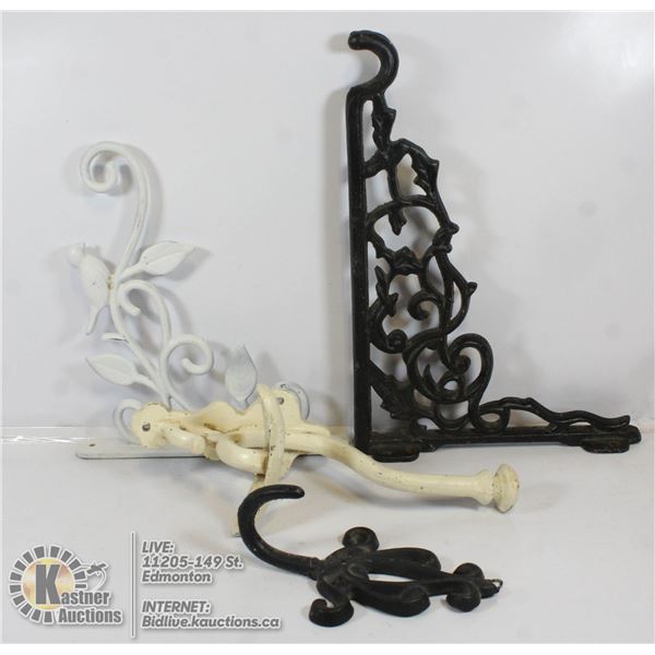SET OF 4 METAL PLANT HANGERS