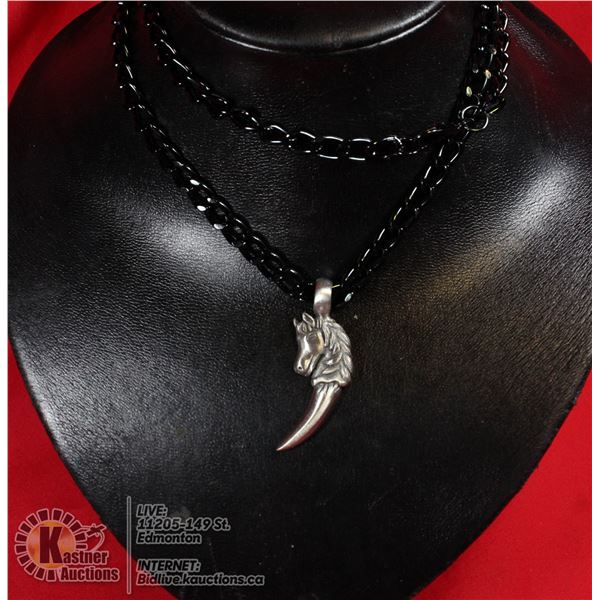 HORSEHEAD WITH TALON ON BLACK HEAVY CHAIN