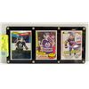 Image 1 : 3 WAYNE GRETZKY CARDS IN BLACK CASE