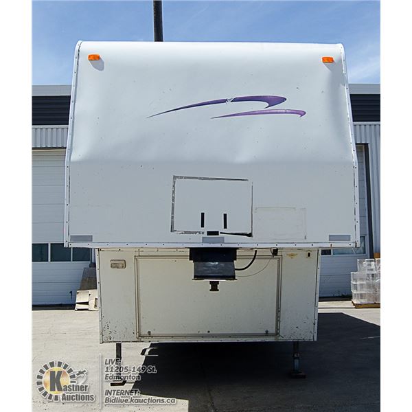 2000 FLEETWOOD PROWLER 32.5FT