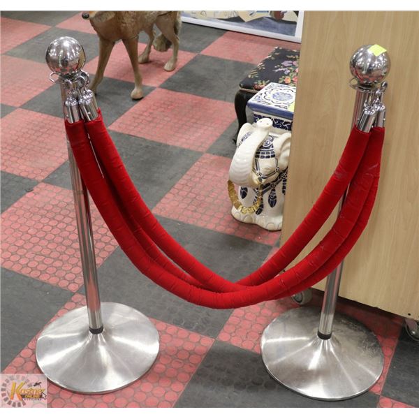 PORTABLE BARRIER WITH EXTRA VELVET GUIDES