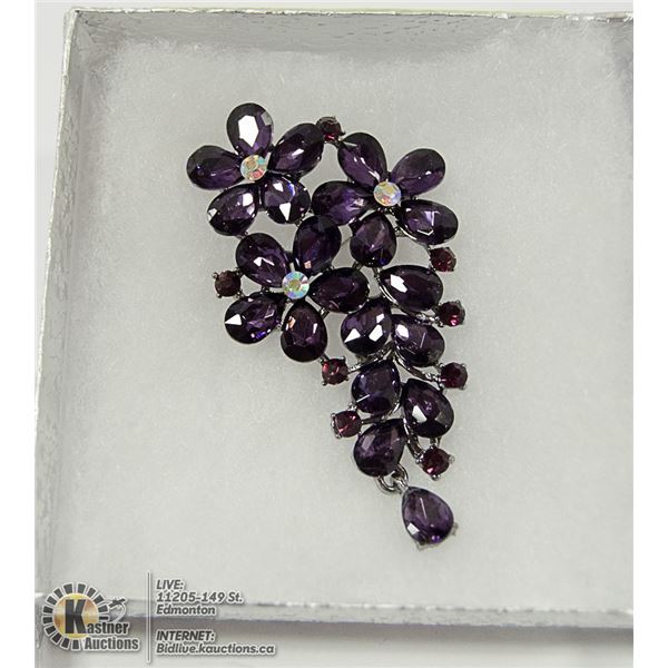 TRAILING FLOWERS RHINESTONE BROOCH