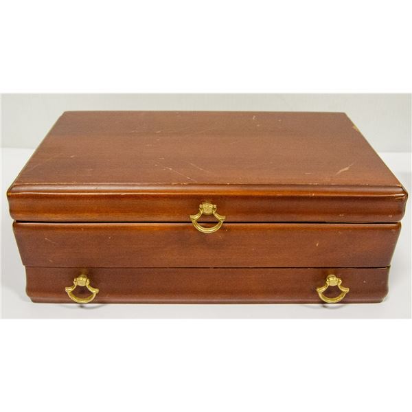 BROWN WOOD JEWELLERY BOX WITH ONE DRAWER
