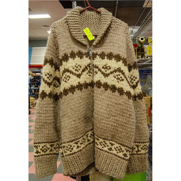 VINTAGE COWICHAN 100% WOOL JACKET SIZE L