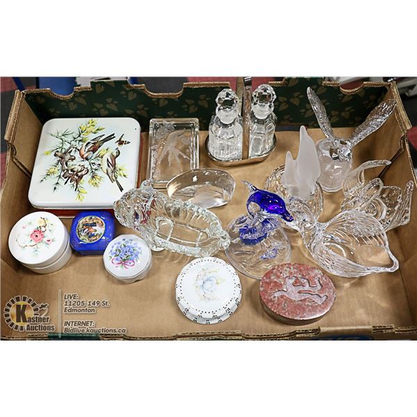 MATS JONASSON ETCHED CRYSTAL DUCK & DOVES