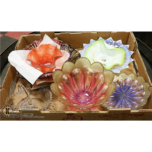 VINTAGE IRIDESCENT GLASS DISH BUNDLE AND
