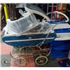 Image 1 : VINTAGE BABY CARRIAGE