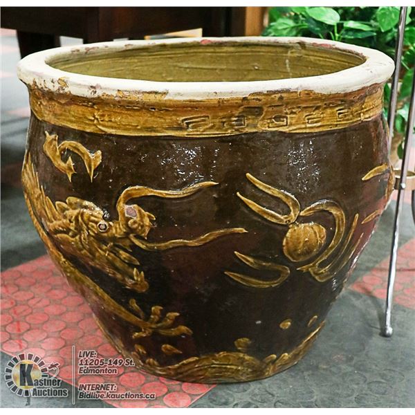 CHINESE DRAGON LARGE PLANT POT