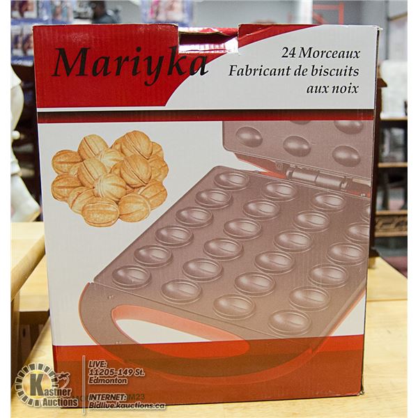 NEW 24 PIECES WALNUT COOKIE MAKER