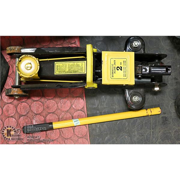 HYDRAULIC 2 TON FLOOR JACK
