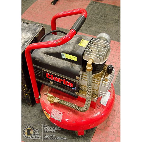 CLARKE 115 PSI PANCAKE AIR COMPRESSOR