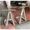 Image 1 : PAIR OF VEHICLE AXLE STANDS