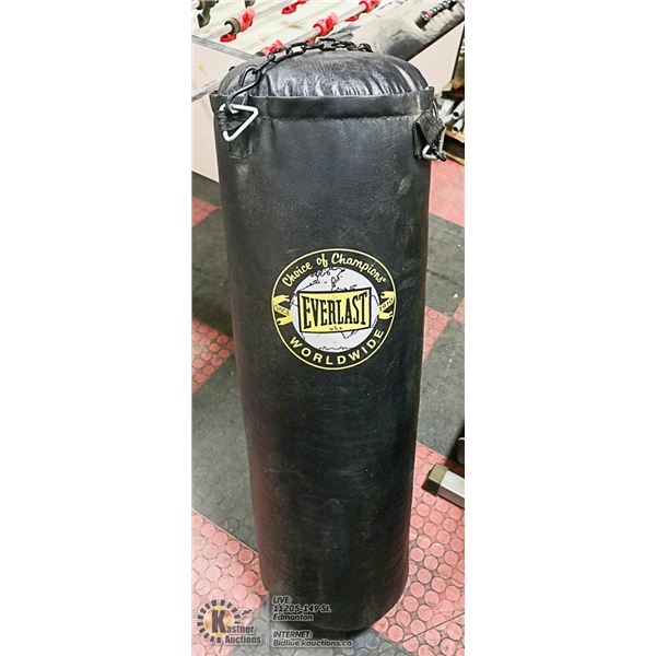 EVERLAST WORLDWIDE PUNCHING BAG