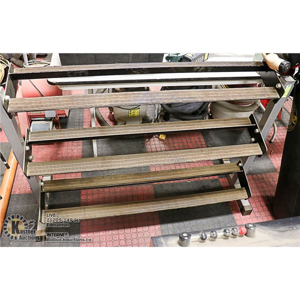 PROFESSIONAL WEIGHT RACK