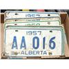 Image 1 : FLAT LOT OF VINTAGE LICENSE PLATES