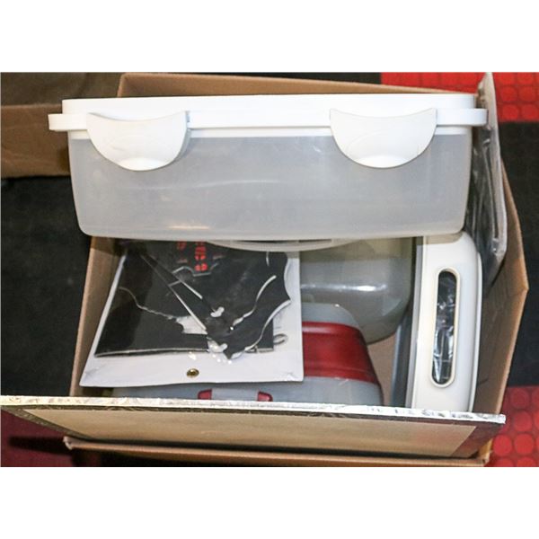 CUPCAKE/CAKE BAKERS LOT