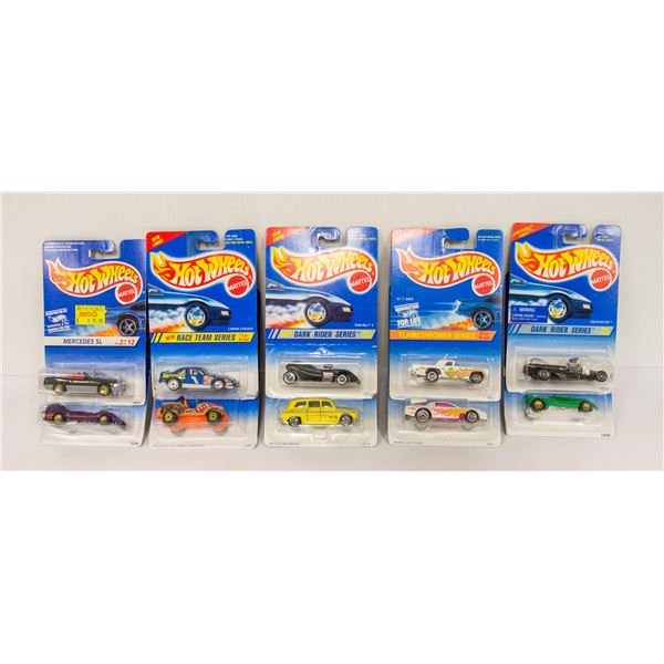 BAG LOT OF COLLECTIBLE HOT WHEELS DIE CAST LOT