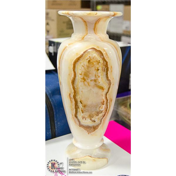 UNCLAIMED 10" NATURAL ONYX CARVED VASE