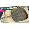 Image 1 : NEW 9" X 9" SQUARE CAST IRON GRIDDLE