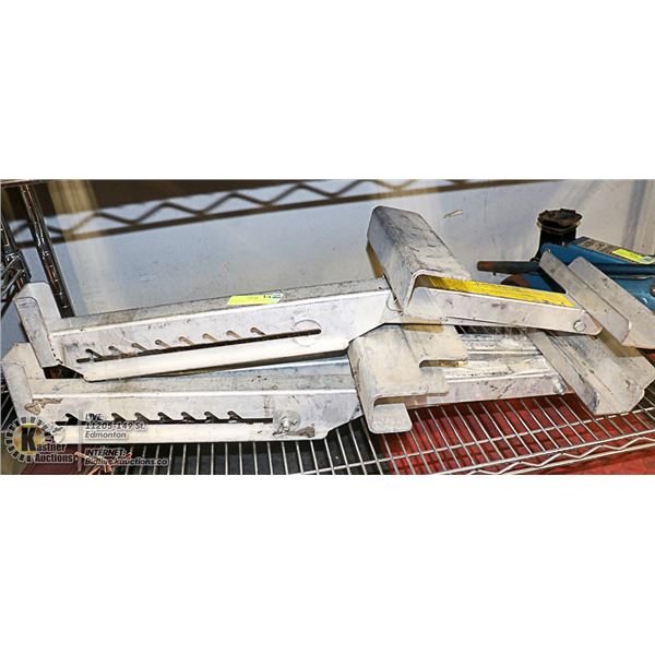 BUNDLE OF 3 CONTRACTORS GRADE ALUMINUM